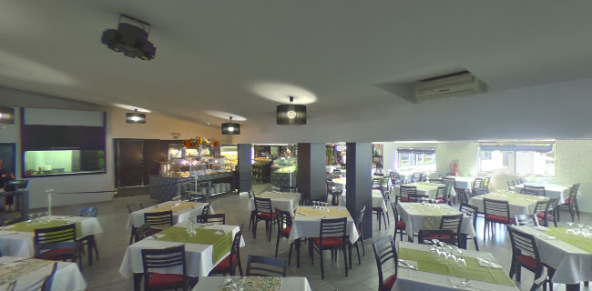 Restaurante Piscina de, R. Aldeiro nº 800, 4535-057 Lourosa, Portugal