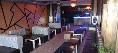 LeRoyal Bar ChichaLounge st omer(bar ambiance cocktail et chicha) à Saint-Omer