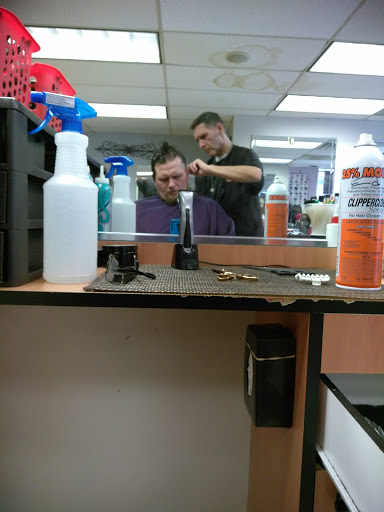 Beauty Salon «Quick Cuts Family Hair Care», reviews and photos, 7249 W Greenfield Ave, Milwaukee, WI 53214, USA