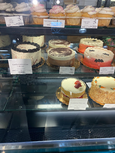 Grocery Store «Whole Foods Market», reviews and photos, 12080 Jefferson Ave #100, Newport News, VA 23606, USA