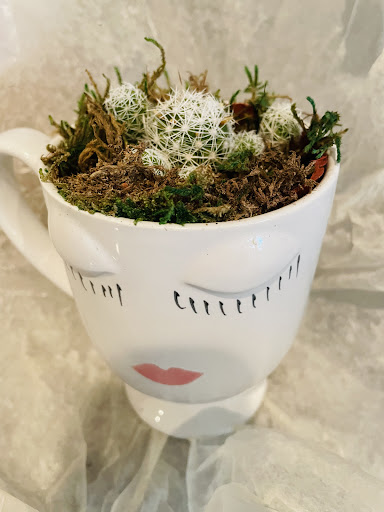 Florist «A Pretty Flower by A & A Floral Arts», reviews and photos, 2334 W Lawrence Ave #100, Chicago, IL 60625, USA