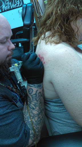 Tattoo Shop «Expressions Ink Tattoo», reviews and photos, 2320 N National Rd, Columbus, IN 47201, USA