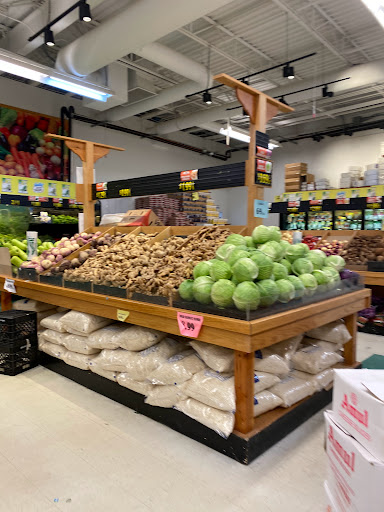 Indian Grocery Store «Royal Bazaar Farmers Market», reviews and photos, 2600 Tuckernuck Dr, Richmond, VA 23294, USA