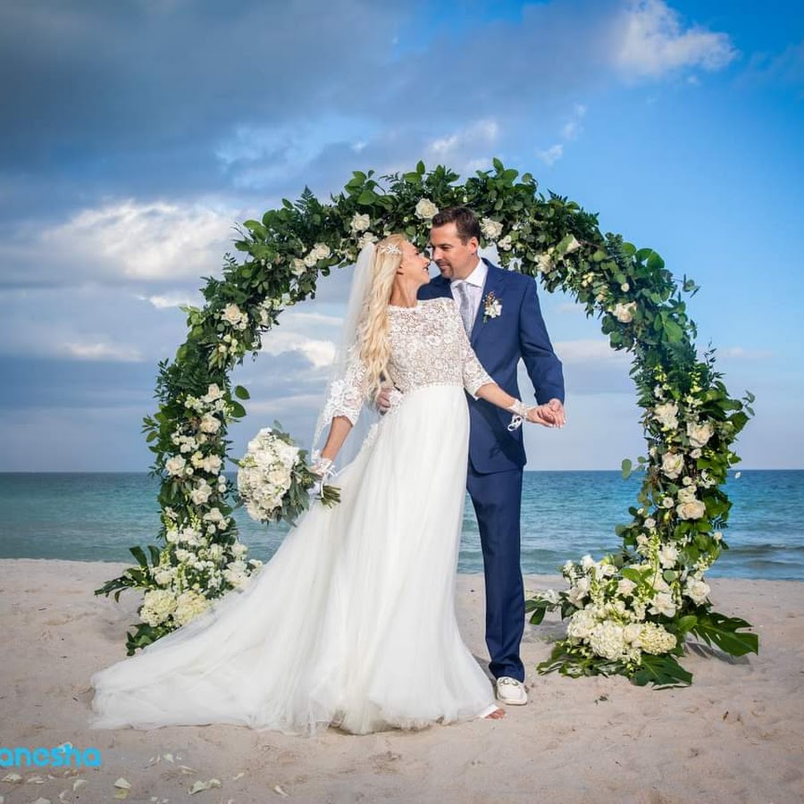 Beach Weddings and More, LLC