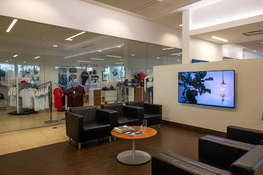 Auto Repair Shop «Lauderdale BMW-MINI Service Center», reviews and photos, 2601 S Andrews Ave, Fort Lauderdale, FL 33316, USA