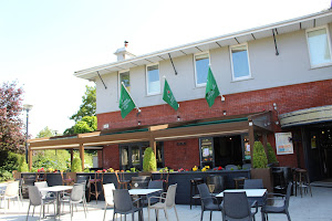 Mount Oval Bar & Restaurant
