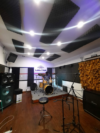 “MANTRA” sala de ensayo y estudio de grabación