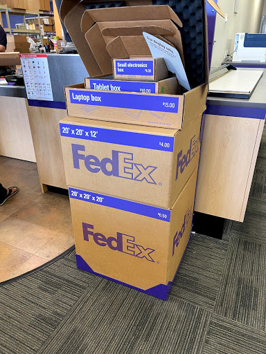 Print Shop «FedEx Office Print & Ship Center», reviews and photos, 3161 Mission College Blvd, Santa Clara, CA 95054, USA