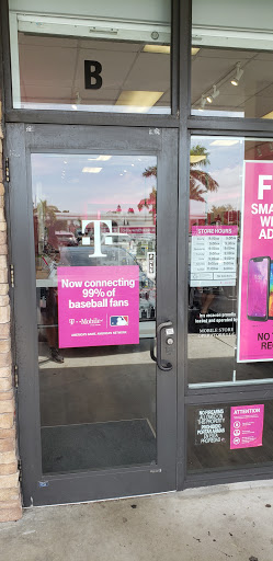 Cell Phone Store «T-Mobile», reviews and photos, 19801 NW 27th Ave b, Miami Gardens, FL 33169, USA