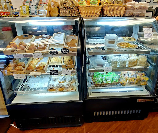 Bakery «Cinnamon Bear Bakery & Deli», reviews and photos, 600 University Blvd, Harrisonburg, VA 22801, USA