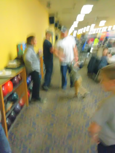 Bowling Alley «Tonawanda Bowling Center», reviews and photos, 574 Young St, Tonawanda, NY 14150, USA