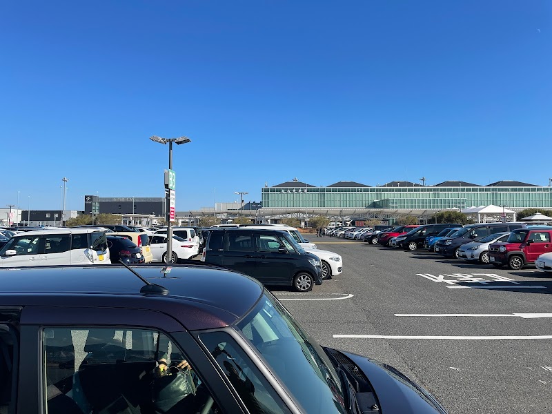 北九州空港駐車場
