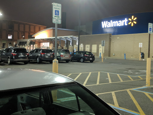 Department Store «Walmart Supercenter», reviews and photos, 638 Quequechan St, Fall River, MA 02721, USA