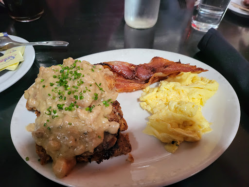 American Restaurant «Icehouse», reviews and photos, 2528 Nicollet Ave, Minneapolis, MN 55404, USA