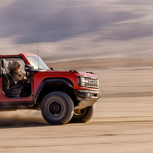 Ford Dealer «Kinsel Ford Pleasanton», reviews and photos, 121 S Main St, Pleasanton, TX 78064, USA