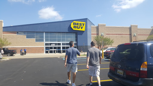 Electronics Store «Best Buy», reviews and photos, 8487 Grand River Ave, Brighton, MI 48116, USA