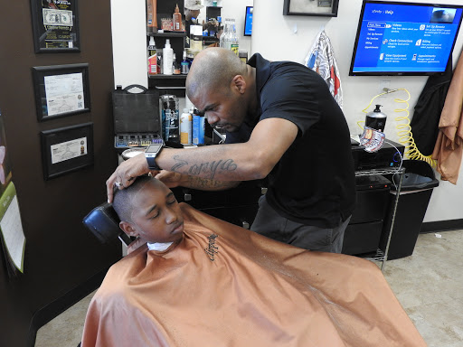 Barber Shop «Clipperhandz Barbershop and Salon», reviews and photos, 939 15th Pl, Vero Beach, FL 32960, USA