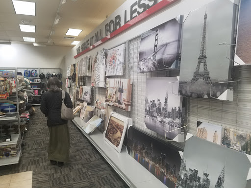 Clothing Store «Burlington Coat Factory», reviews and photos, 833 Lancaster Dr NE, Salem, OR 97301, USA