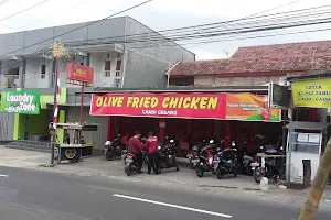 Olive Fried Chicken - Candi Gebang image