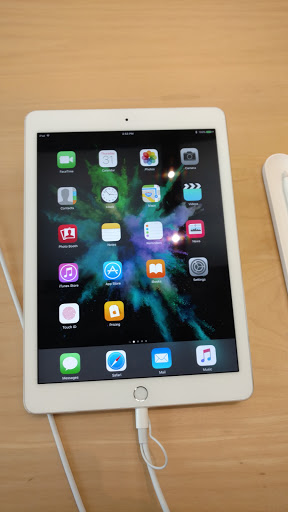 Computer Store «Apple Los Cerritos», reviews and photos, 242 Los Cerritos Center, Cerritos, CA 90703, USA