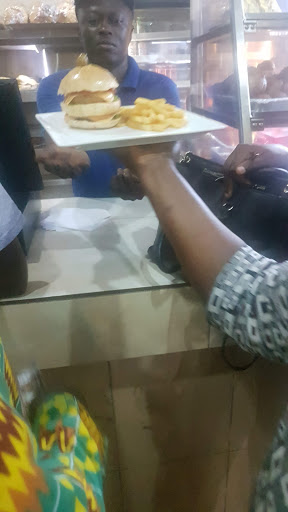 Skippers Fast Food, Phase 1, 35 Elelenwo Street, Gra 500272, Port Harcourt, Nigeria, Bakery, state Rivers