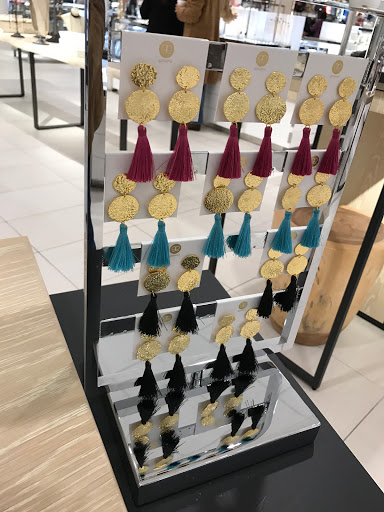 Department Store «Nordstrom at the Americana at Brand», reviews and photos, 102 Caruso Ave, Glendale, CA 91210, USA