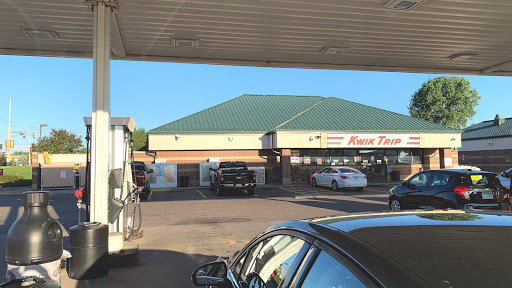 Convenience Store «Kwik Trip #407», reviews and photos, 10100 Hudson Rd, Woodbury, MN 55129, USA
