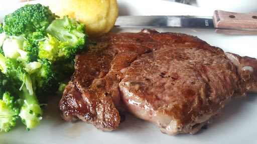 American Restaurant «Cracker Barrel Old Country Store», reviews and photos, 21 Industrial Dr, Hamburg, PA 19526, USA