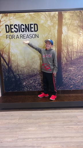 Clothing Store «L.L. Bean», reviews and photos, 200 Hillside Rd, Cranston, RI 02920, USA