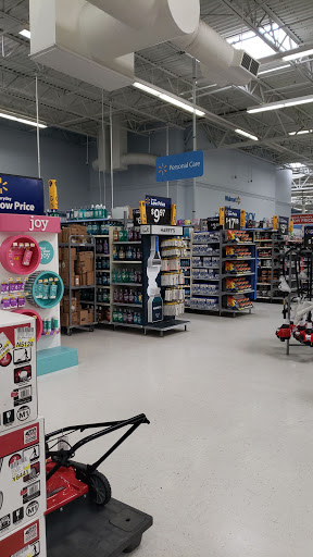 Department Store «Walmart Supercenter», reviews and photos, 301 Leonardwood Dr, Frankfort, KY 40601, USA