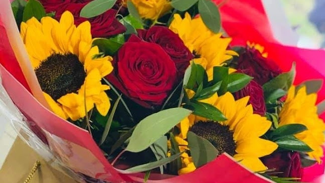Reviews of Ruth Bowers Flowers in Manchester - Florist