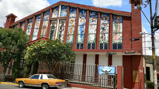 Escuela parroquial Tlalnepantla de Baz