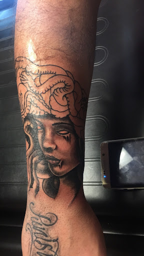 Tattoo Shop «The Ink Link Tattoo Co.», reviews and photos, 512 S 13th St, Omaha, NE 68102, USA