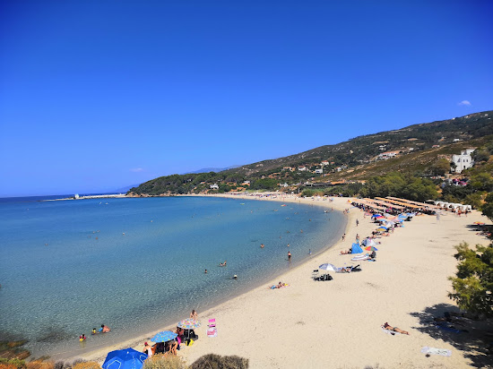 Plage de Mesakti