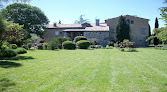 Montloubier et Panorama, 2 gîtes permettant regroupement d'amis ou familial. Cours pour danser la Salsa et Bachata. Villeneuve-de-Berg