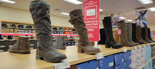 Shoe Store «Famous Footwear», reviews and photos, 3500 Wilkes Barre Blvd, Wilkes-Barre Township, PA 18702, USA