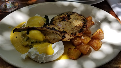 Fine Dining Restaurant «Sonoma Wine Shop / La Bodega Kitchen», reviews and photos, 2295 Gravenstein Hwy S, Sebastopol, CA 95472, USA