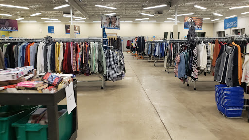 Thrift Store «Goodwill Store & Donation Center», reviews and photos, 420 W Army Trail Rd, Bloomingdale, IL 60108, USA