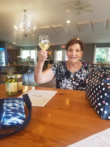 Winery «Leonard Oakes Estate Winery», reviews and photos, 10609 Ridge Rd, Medina, NY 14103, USA