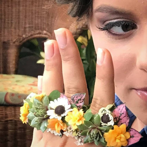 Florist «Country Village Florist and Gifts, Inc.», reviews and photos, 212 E Main St, East Islip, NY 11730, USA