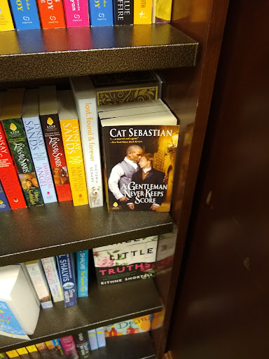 Book Store «Barnes & Noble Booksellers», reviews and photos, 1739 Olentangy River Rd, Columbus, OH 43212, USA