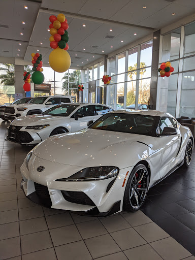 Toyota Dealer «Hanlees Davis Toyota», reviews and photos, 4202 Chiles Rd, Davis, CA 95616, USA