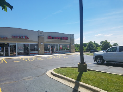Mattress Store «Mattress Firm McHenry», reviews and photos, 2200 N Richmond Rd, McHenry, IL 60050, USA
