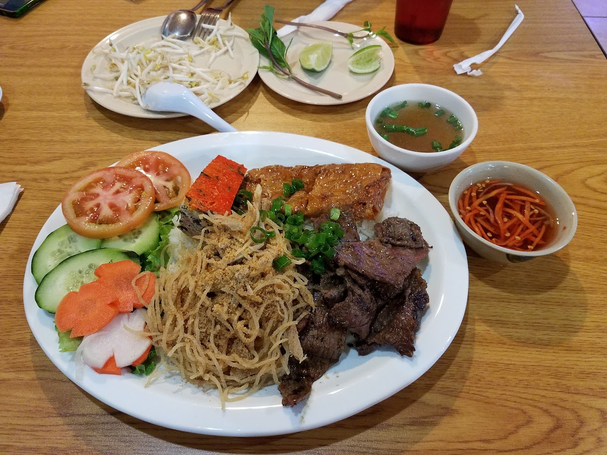 Phở Vân Restaurant