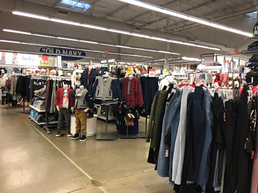 Clothing Store «Old Navy», reviews and photos, 17470 Southcenter Pkwy, Tukwila, WA 98188, USA