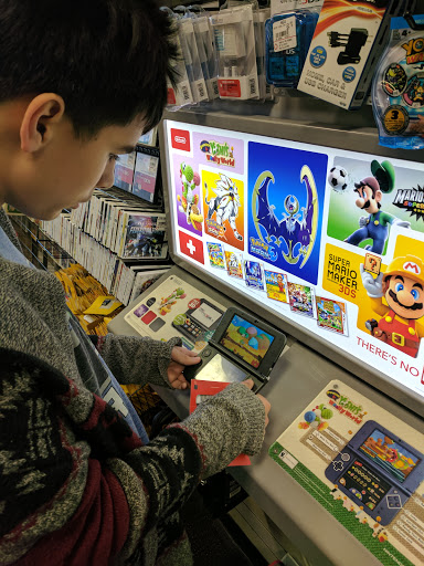 Video Game Store «GameStop», reviews and photos, 203 Maple Ave E, Vienna, VA 22180, USA