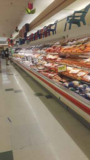 Grocery Store «Stop & Shop», reviews and photos, 460 Blue Hill Avenue, Boston, MA 02121, USA