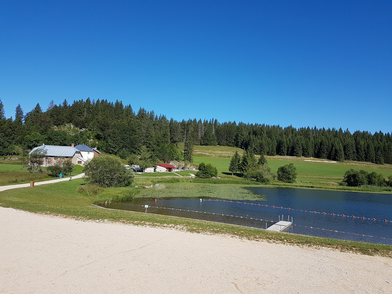 Foto von Plage du Lac de Lamoura wilde gegend