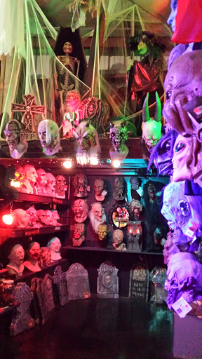 Costume Store «The Holiday Store», reviews and photos, 301 Commerce Ct d, Winter Haven, FL 33880, USA