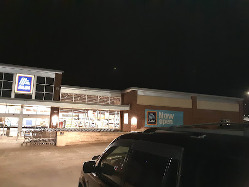 Supermarket «ALDI», reviews and photos, 444 Quaker Ln, Warwick, RI 02886, USA